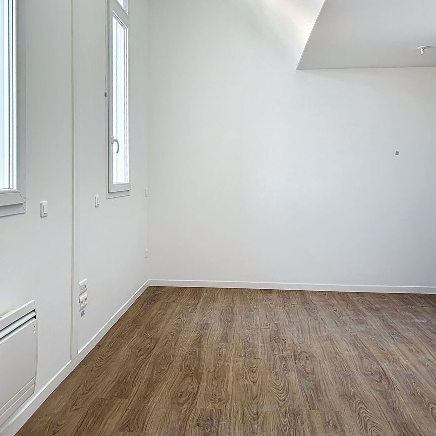 Appartement à louer - REIMS - ST ANNE- CHU - Photo 1