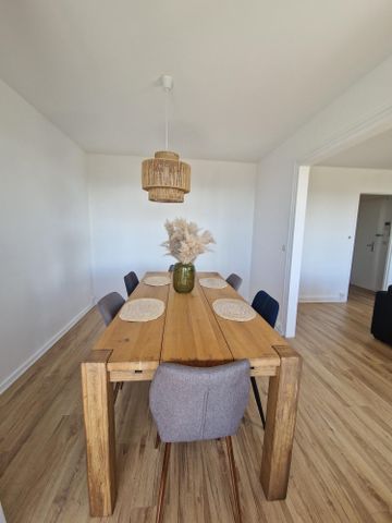 Location Appartement 5 pièces 116m² LE HAVRE 76600 - Photo 2