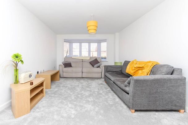 3 bedroom detached house to rent - Photo 1