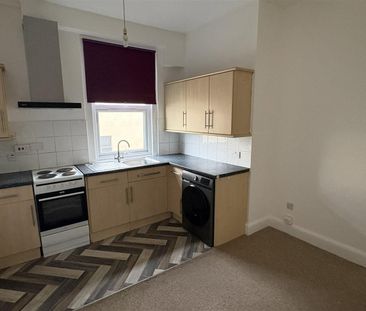 Long Street, Dursley - Photo 5