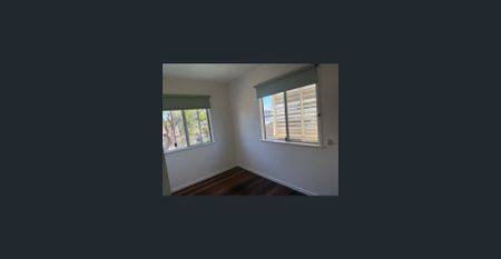 HIGHSET FAMILY HOME GRACEVILLE AVAILABLE NOW - Photo 2