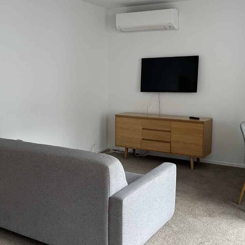 Modern Fully Furnished 1-Bedroom Apartment in Christchurch City Centre - Photo 1