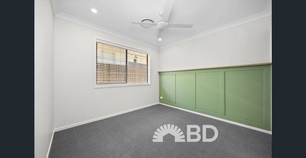 Modern Living with Ducted AC, Solar & Alfresco - Photo 1