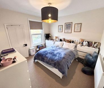 2 bedroom semi-detached house to rent - Photo 4