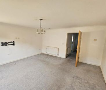 3 bedroom terraced house to rent - Photo 2