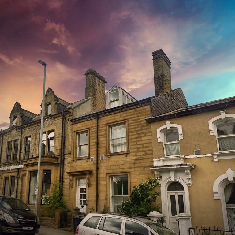 1 bedroom in a house share to rent - Photo 1