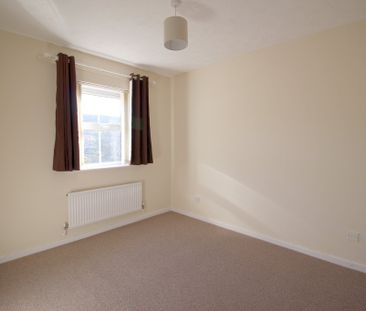 3 bedroom detached house to rent - Photo 2