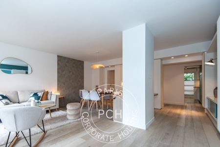 Boulevard Saint Denis, - Photo 2