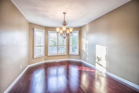 For Lease - 2667 Wynten Way, Oakville, Ontario - Photo 5