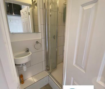 1 Bedroom Room in Flat Share To Rent - Photo 3