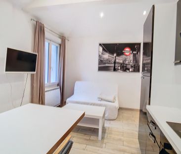 T2 - MEUBLE - 28 m2 - 69007 - LYON - Photo 2