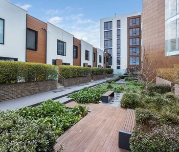 Register To Inspect // Contemporary Comfort in the Heart of Maribyr... - Photo 4