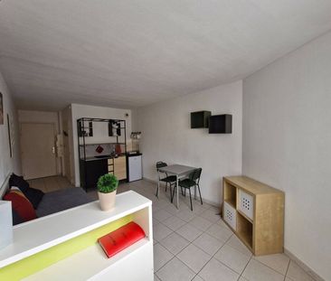 Location appartement 1 pièce 22.5 m² à Toulon (83100) - Photo 3