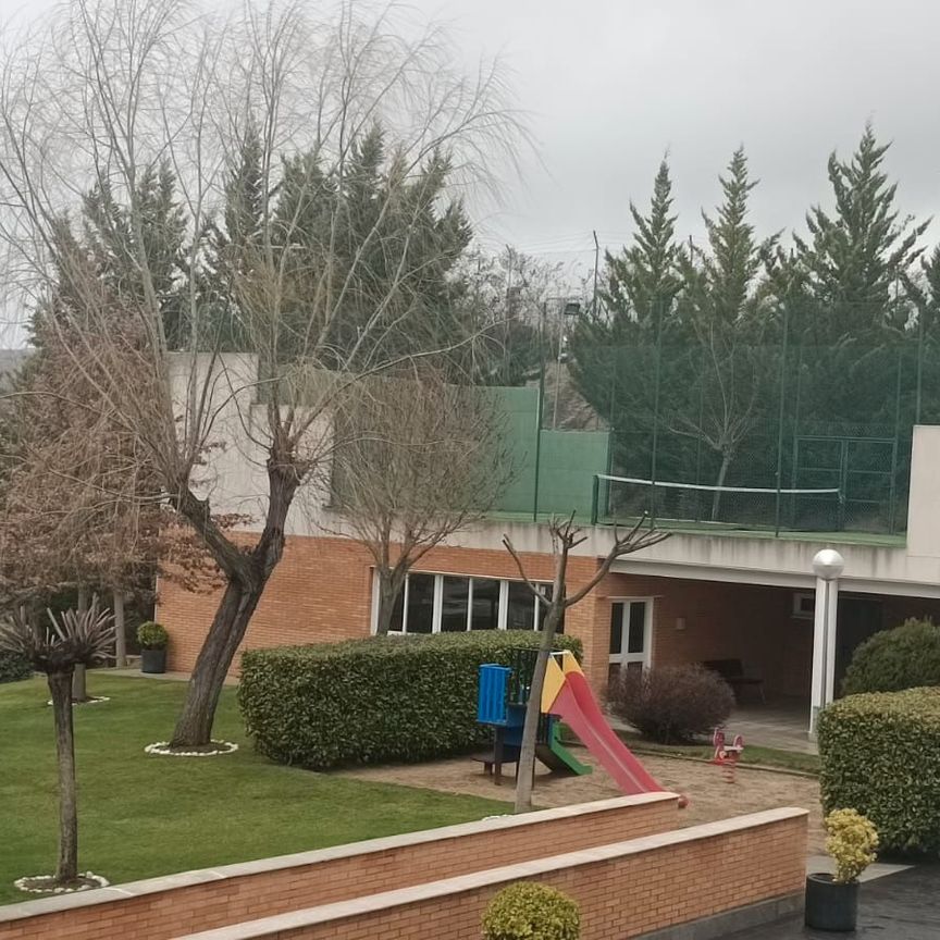 Ático de alquiler en Calle Durillo, El Cantizal - Photo 1