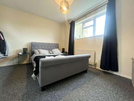 Slimbridge Close, Redditch, Worcestershire, B97 - Photo 4