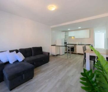 Apartamento de alquiler en Prosperidad - Photo 2