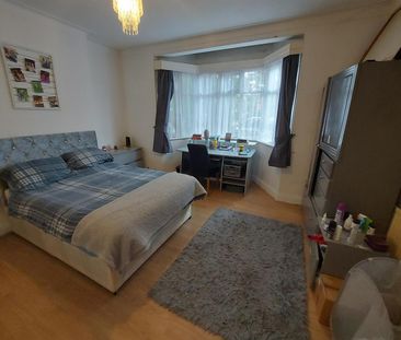 House share to rent in Whitchurch Lane, Edgware, HA8 - Photo 2