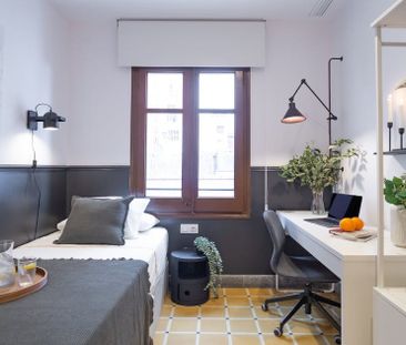 Carrer de lEscorial, Barcelona, Catalonia 08024 - Photo 6