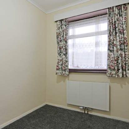 4 bedroom property to rent in Rainham - Photo 1