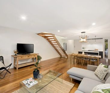 42 Fawkner Street, - Photo 1