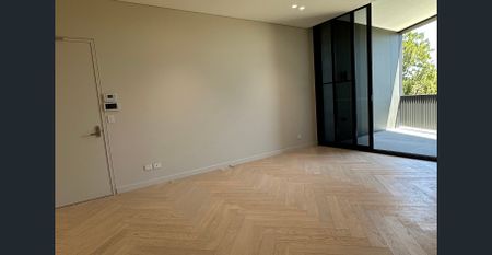 Brand New Stylish 3-Bedroom Apartment with Premium Views & Privacy - Photo 3