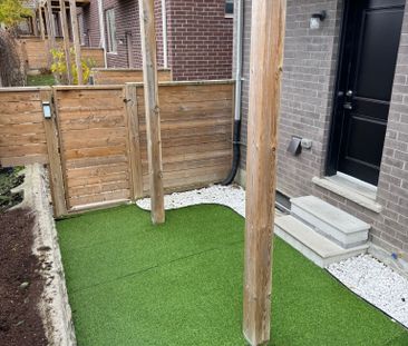 For Lease - 44 Juneau Street, Vaughan, Ontario - Photo 5