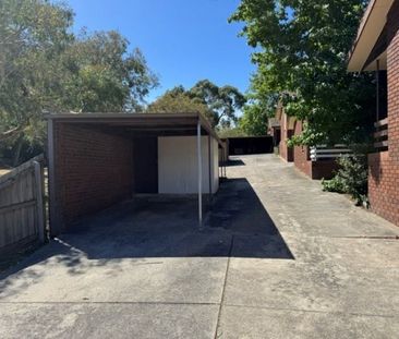 SPACIOUS TWO BEDROOM UNIT IN BALLARAT NORTH - Photo 1