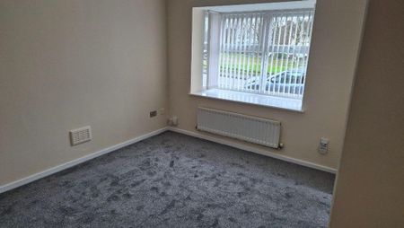 3 bedroom semi-detached house to rent - Photo 3