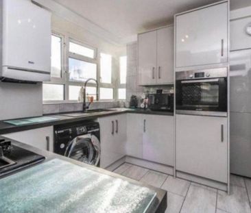 3 bedroom house of multiple occupation to rent - Photo 6