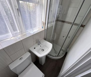 3 bedroom detached house to rent - Photo 2