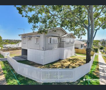 25 Chaplin Street, Stafford Heights, Qld 4053 - Photo 2