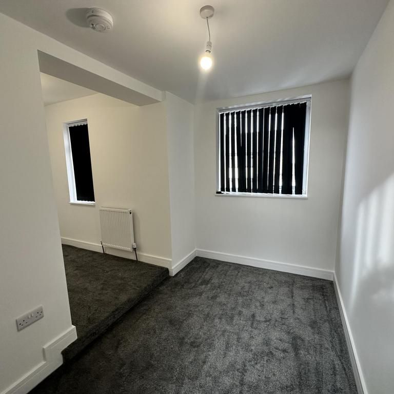 1 bedroom semi-detached house to rent - Photo 1