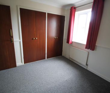 1 bedroom mews to rent - Photo 4