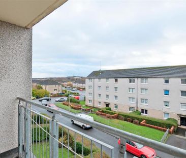 3 bedroom apartment to rent - Photo 3