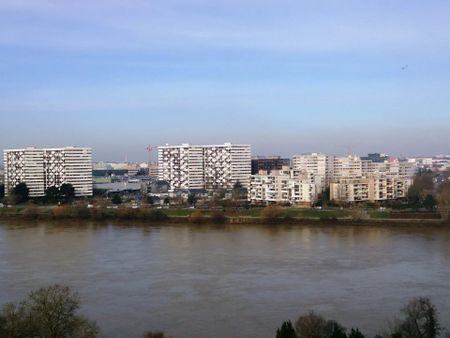 Location Appartement 4 pièces 98 m2 à Saint-Sébastien-sur-Loire - Photo 5