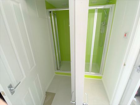 Room in a Shared House, Sackville Road Gfr, BN3 - Photo 5
