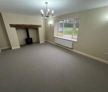 3 bedroom semi-detached house to rent - Photo 2