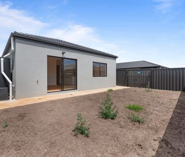 Brand New Contemporary Living in Thriving Rockbank - Photo 4