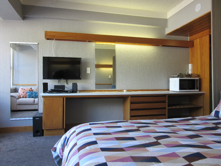 Welcome to Sharella Living - Photo 5