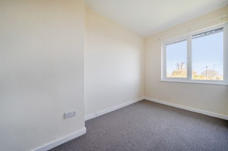 4 bedroom terraced house to rent - Photo 4