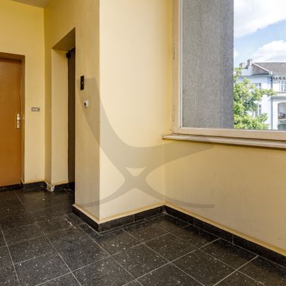 Mit Balkon - Photo 1