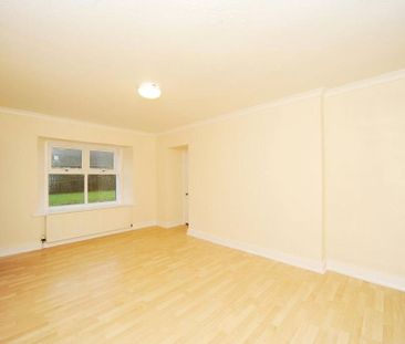 3 bedroom detached house to rent - Photo 5