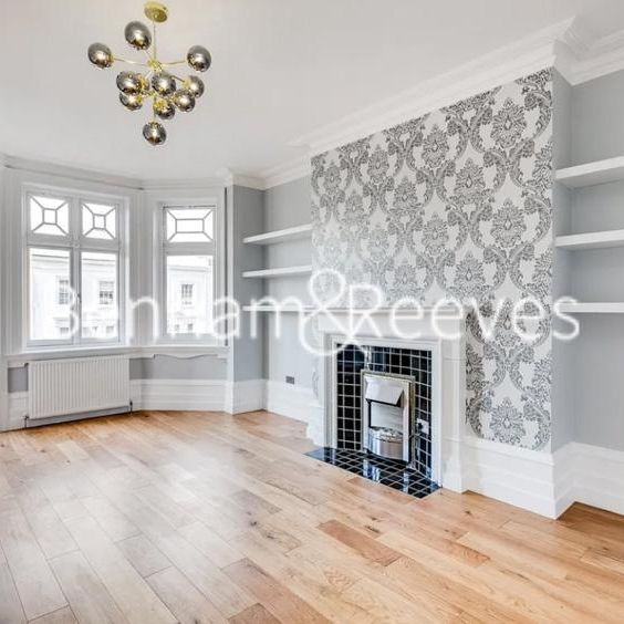 4 bedroom detached house to rent - Photo 1