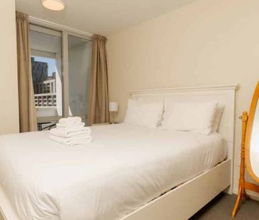 City Living at its best - Photo 4