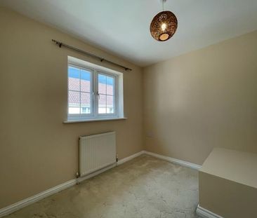 Kestrel Close - Photo 5