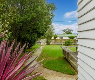 Family Home! - Photo 1