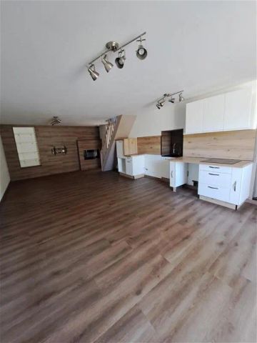 Location maison 5 pièces - 124.03m² à Châteauneuf-de-galaure (26330) - Photo 5