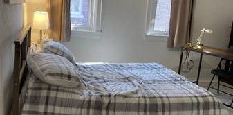 Furnished! Subway! All Included! - Photo 2