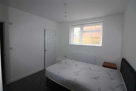 Belmont Road Lower Flat, Southampton, SO17 - Photo 4