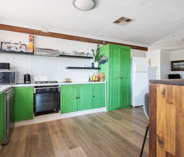 Low-Maintenance Living in a Convenient Location - Photo 6